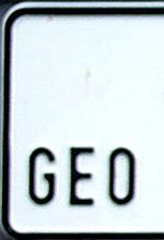 Z&aacute;szl&oacute; n&eacute;lk&uuml;l GEO felirattal
